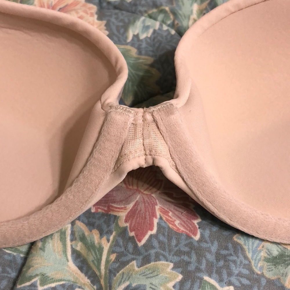 Victorias Secret Bra 34B - Picture 6 of 8